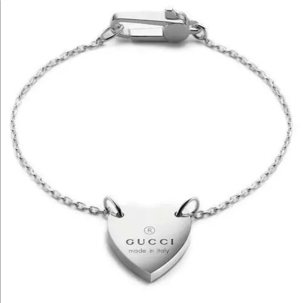 NWT Gucci Silver Trademark Pendant Heart Bracelet